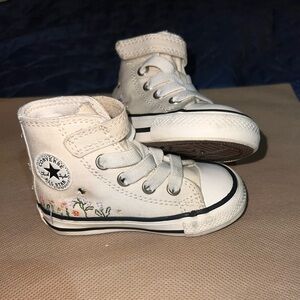 Flower converse